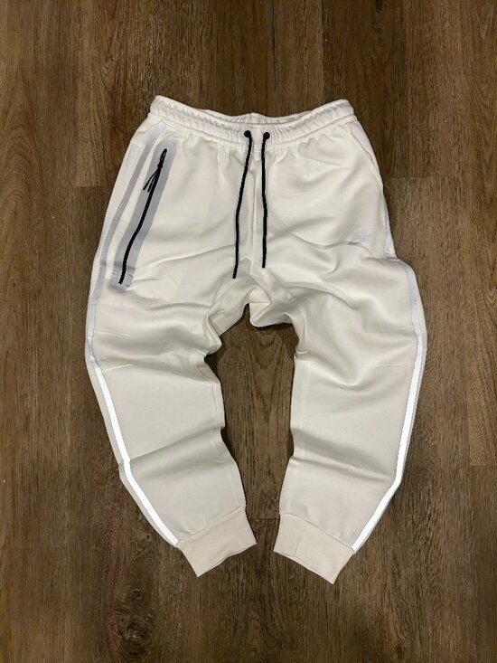 Nike Other - Nike Medium White tech sweatpants
